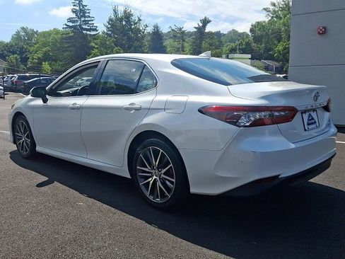 Used 2023 Toyota Camry XLE w/ Cold Weather Package AWD/4WD image 4