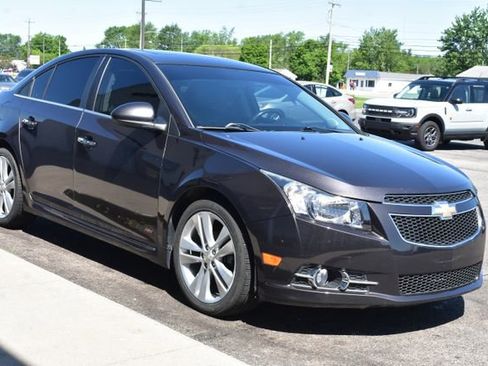 Used 2014 Chevrolet Cruze LTZ w/ RS Package FWD image 12