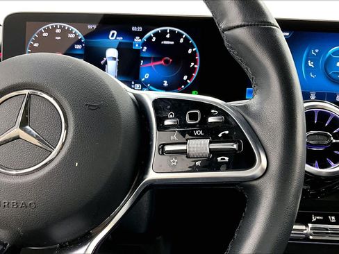 Certified 2023 Mercedes-Benz GLB 250 image 21