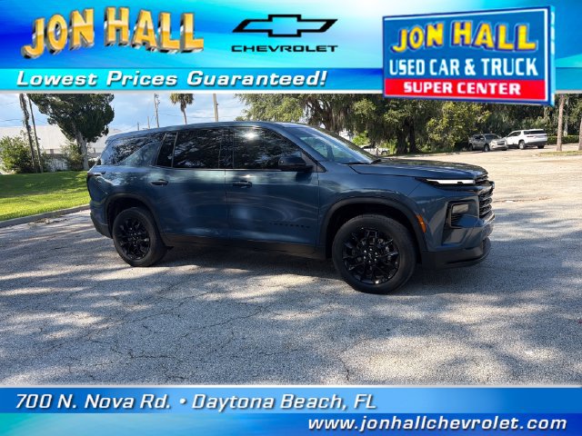 Used 2024 Chevrolet Traverse LS w/ Midnight/Sport Edition AWD/4WD image 16