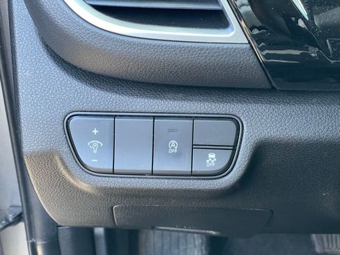 Used 2024 Kia Seltos S AWD/4WD image 14