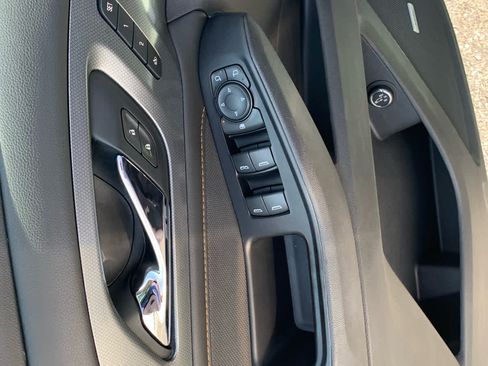 Used 2020 Chevrolet Traverse Premier AWD/4WD image 13