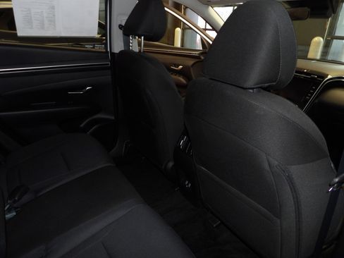 Used 2022 Hyundai Tucson SEL image 16