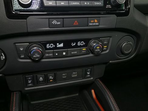 Used 2023 Nissan Frontier PRO-4X w/ Pro-4X Premium Package AWD/4WD image 22