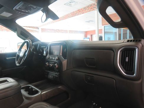 Used 2022 GMC Sierra 1500 Denali w/ Denali Premium Package image 28