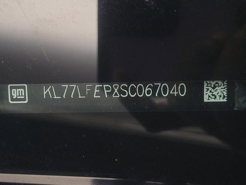 Used 2025 Chevrolet Trax LS FWD image 33