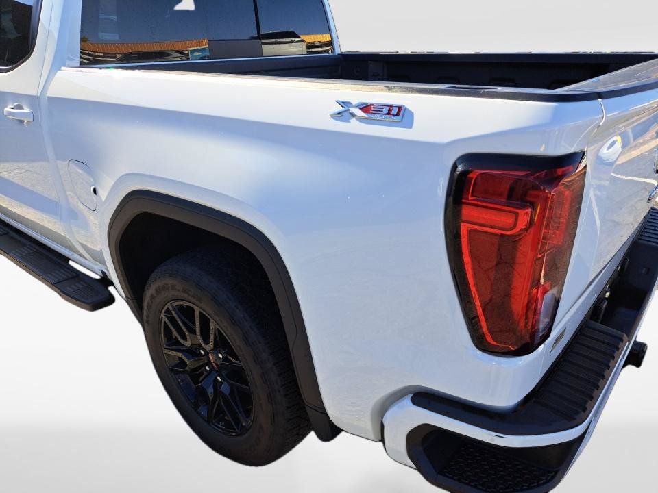 Used 2024 GMC Sierra 1500 Elevation w/ Elevation Premium Package AWD/4WD image 18