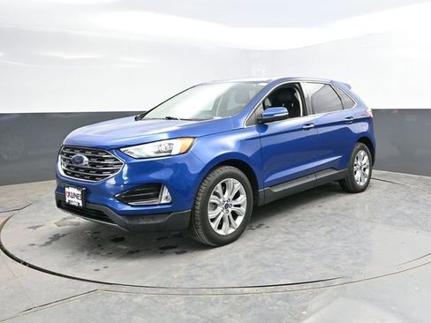 Used 2021 Ford Edge Titanium w/ Cargo Accessory Package AWD/4WD image 5