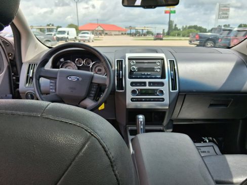 Used 2010 Ford Edge Limited FWD image 10