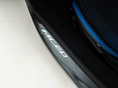 Used 2022 Maserati MC20 Coupe RWD image 22