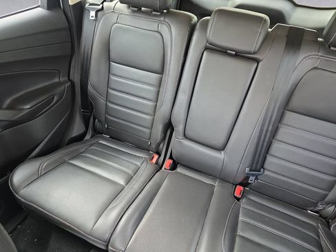 Used 2017 Ford Escape Titanium AWD/4WD image 13