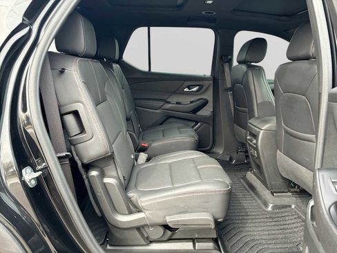 Certified 2023 Chevrolet Traverse RS image 28