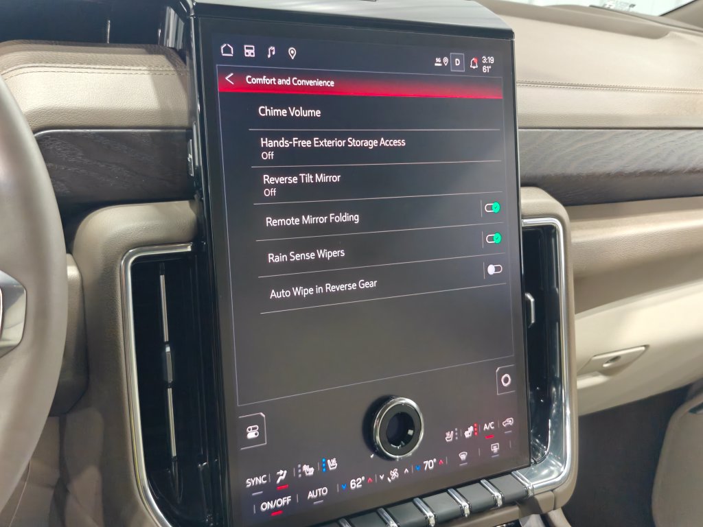 Used 2026 GMC Yukon Denali w/ Advanced Technology Package AWD/4WD image 67