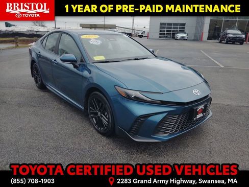 Certified 2025 Toyota Camry SE w/ Convenience Package image 1