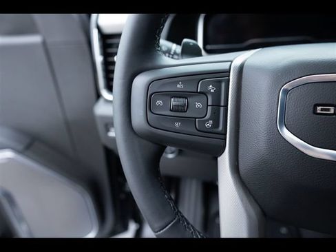 Used 2025 GMC Sierra 1500 Denali w/ Technology Package AWD/4WD image 16