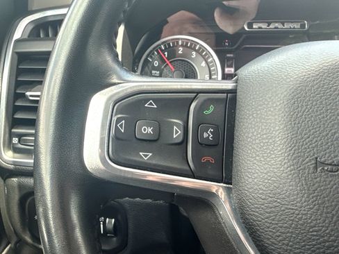 Used 2022 RAM 1500 Laramie AWD/4WD image 42