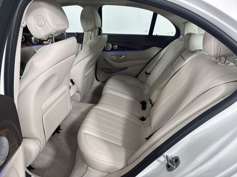 Used 2020 Mercedes-Benz E 350 4MATIC Sedan image 22