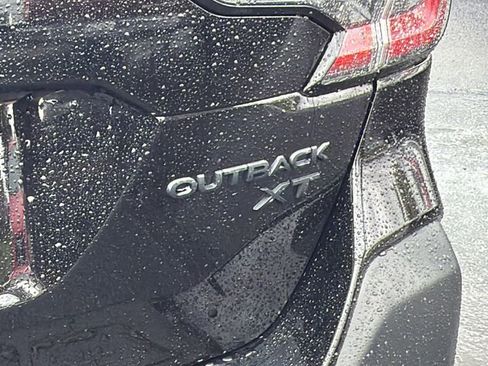 Used 2025 Subaru Outback Onyx Edition XT image 11