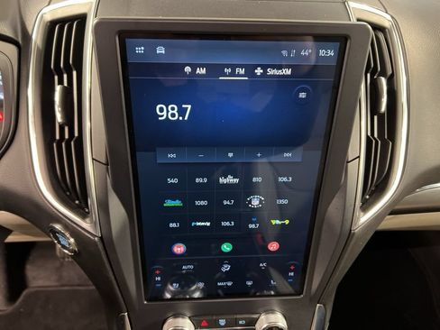 Used 2024 Ford Edge Titanium AWD/4WD image 11