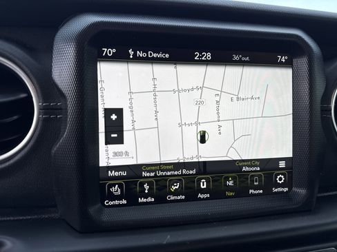 Used 2021 Jeep Wrangler Unlimited Sahara w/ Cold Weather Group image 23