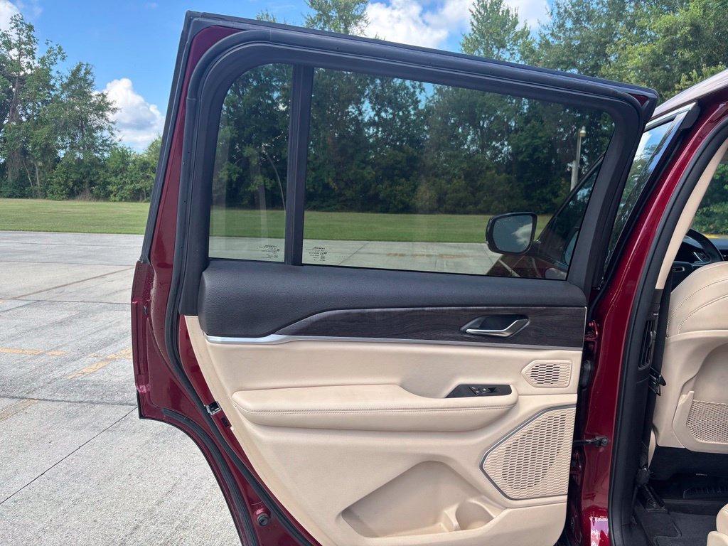 Used 2021 Jeep Grand Cherokee L Limited RWD image 14