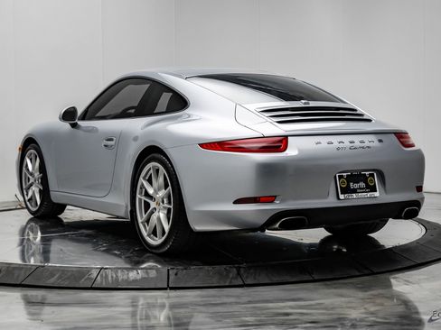 Used 2015 Porsche 911 Carrera image 11