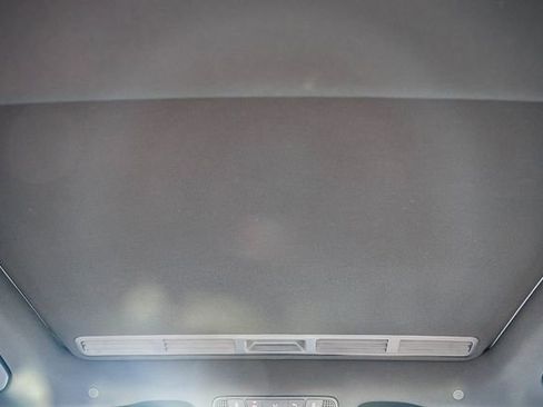 Used 2019 Mercedes-Benz C 300 Sedan image 16