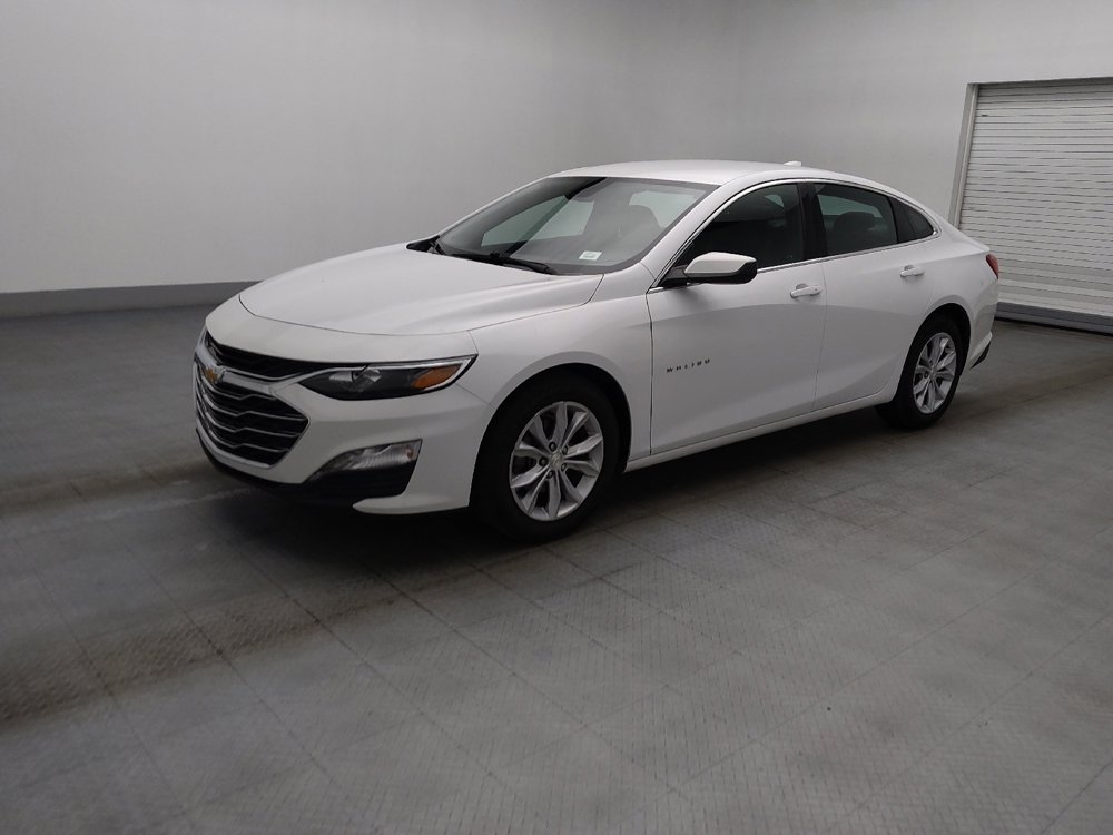 Used 2025 Chevrolet Malibu LT FWD image 2