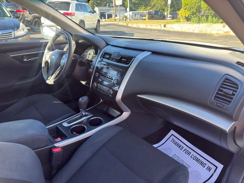 Used 2015 Nissan Altima 2.5 S w/ Sport Value Package FWD image 20