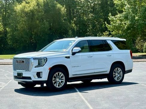 Used 2021 GMC Yukon Denali AWD/4WD image 2