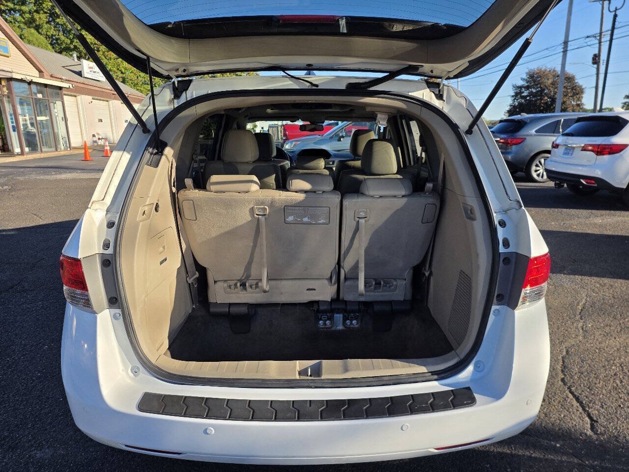 Used 2014 Honda Odyssey Touring Elite image 29