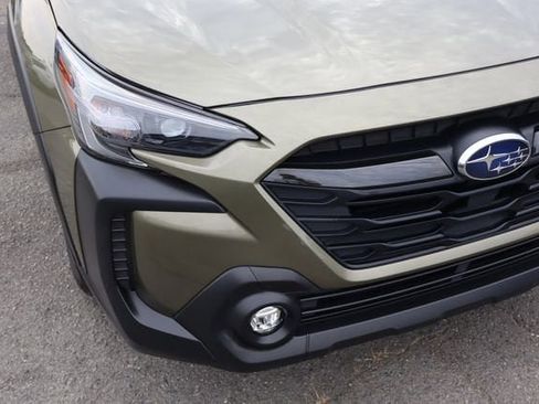 Certified 2025 Subaru Outback Onyx Edition w/ Popular Package #2 image 11