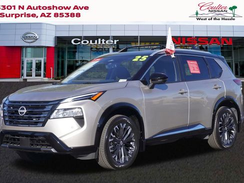 Certified 2025 Nissan Rogue Platinum image 1