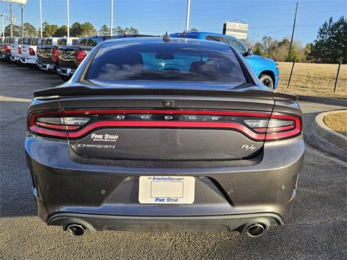Used 2022 Dodge Charger R/T image 10
