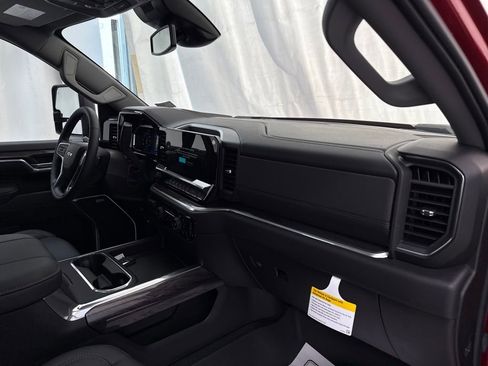 New 2026 Chevrolet Silverado 2500 LTZ w/ LTZ Convenience Package image 11