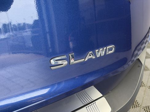 Used 2023 Nissan Rogue SL AWD/4WD image 18