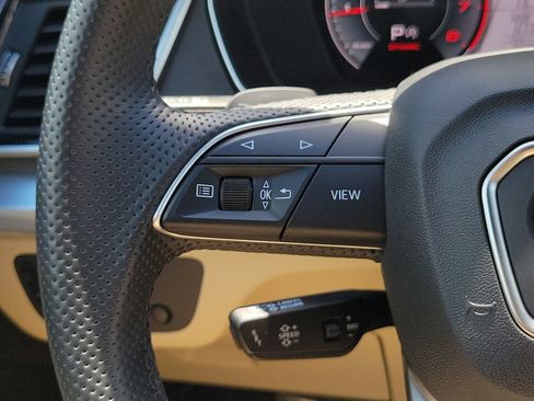 Certified 2025 Audi Q5 2.0T Premium Plus AWD/4WD image 9