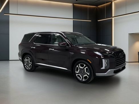 Used 2024 Hyundai Palisade Limited FWD image 9