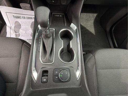 Certified 2023 Chevrolet Traverse LT image 16