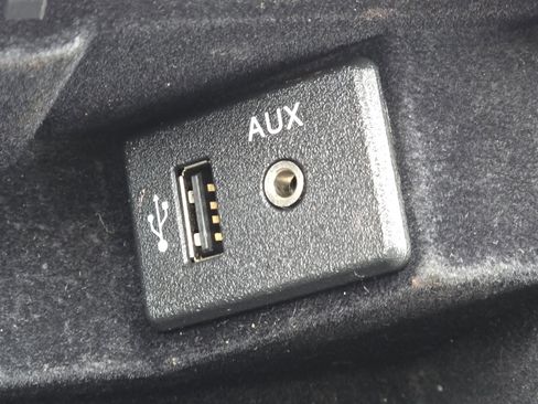 Used 2017 Nissan Murano SV image 6