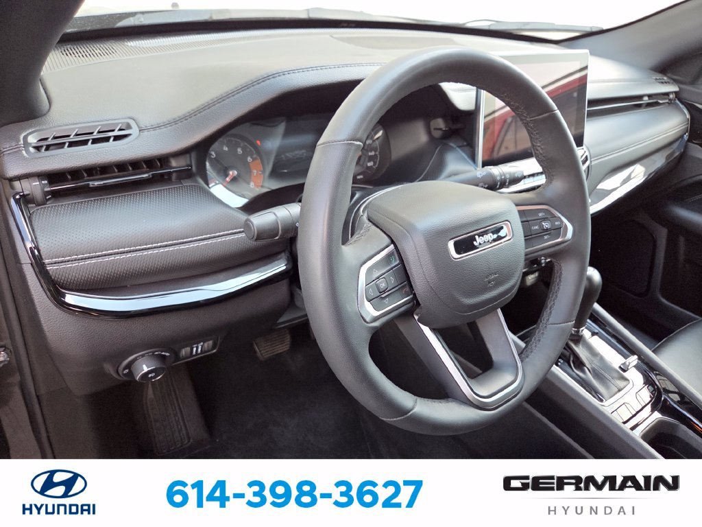 Used 2023 Jeep Compass Latitude w/ Convenience Group AWD/4WD image 18