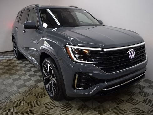 New 2025 Volkswagen Atlas SEL Premium R-Line image 1