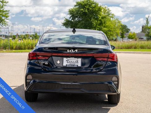 Used 2024 Kia Forte LX image 6