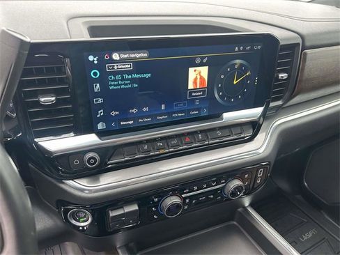 Used 2024 Chevrolet Silverado 2500 High Country w/ High Country Premium Package image 25