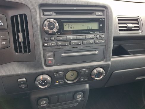 Used 2013 Honda Ridgeline Sport image 15
