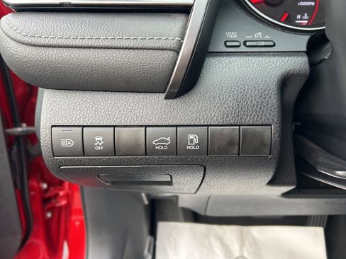 Used 2023 Toyota Camry XSE image 6