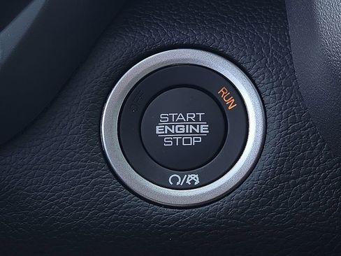 New 2026 RAM 3500 Laramie AWD/4WD image 17
