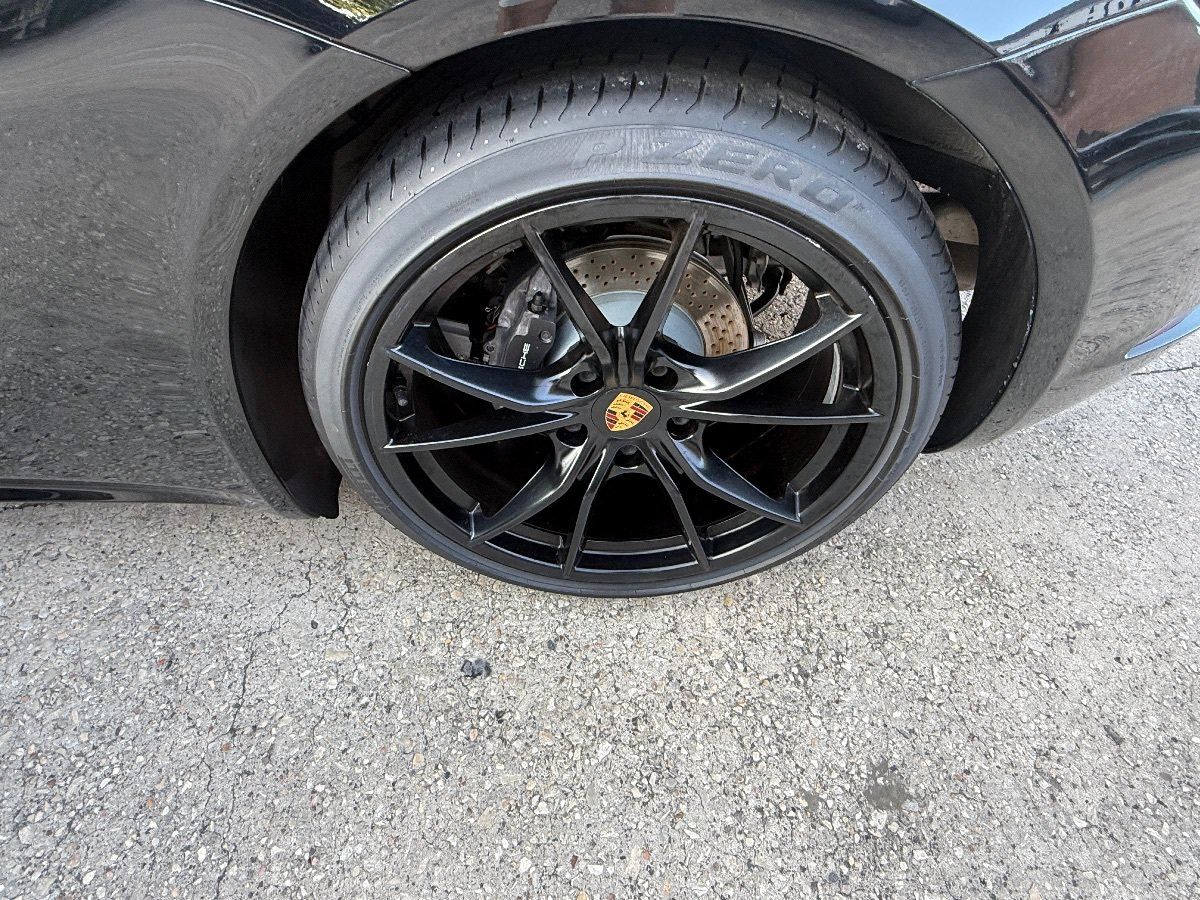 Used 2018 Porsche 718 Boxster RWD image 10
