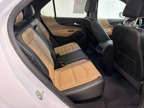Used 2024 Chevrolet Equinox Premier AWD/4WD image 44