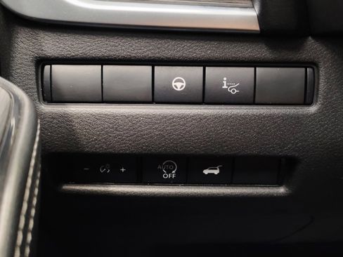 Certified 2024 Nissan Rogue Platinum w/ Platinum Premium Package FWD image 30